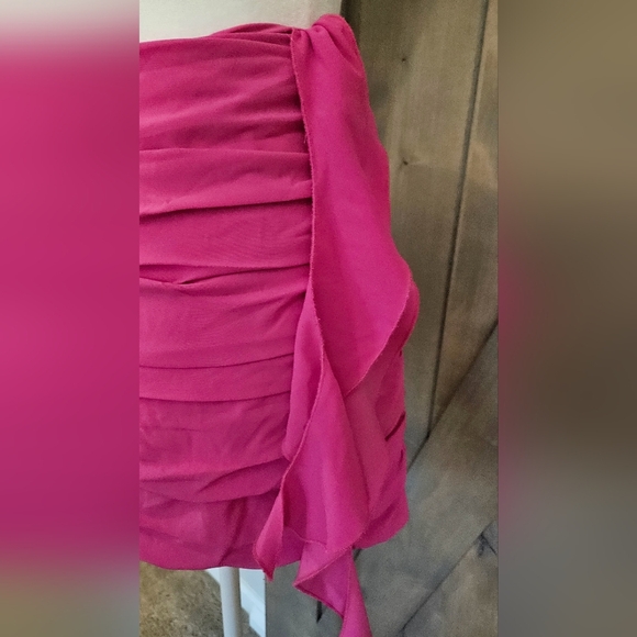 ABERCROMBIE & FITCH ruffle draped skort And Top in raspberry rose. Size XXS - Picture 11 of 15